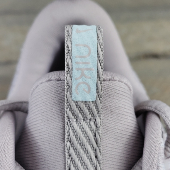 NEW Nike Renew Arena Women's  Running Shoes NEW - Picture 7 of 9